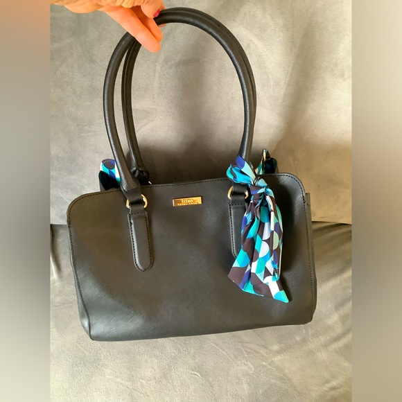 Elegant Trina Turk purse NWOT 🌹 - Picture 2 of 14